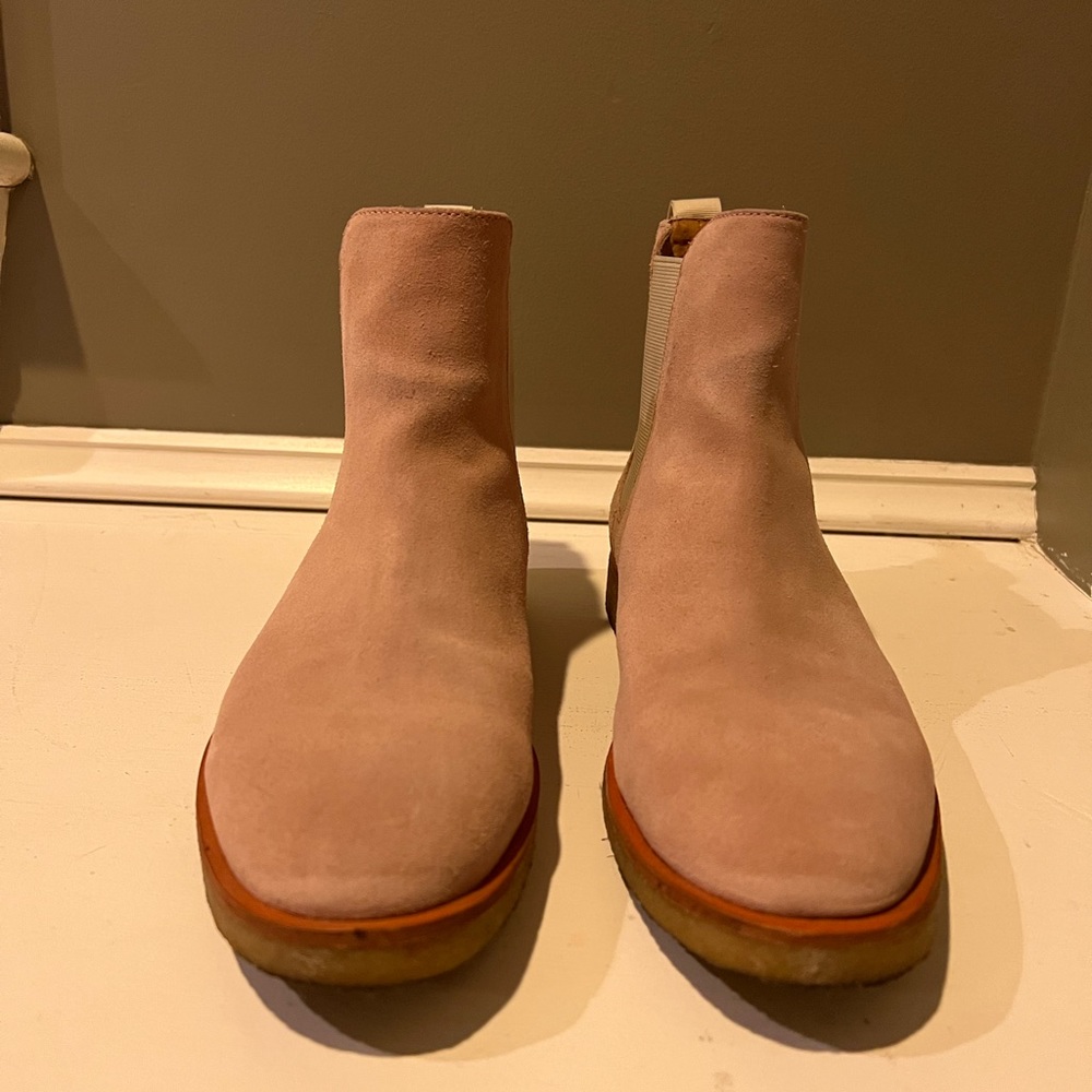 Men’s New Republic Dust Pink Suede Chelsea Boots